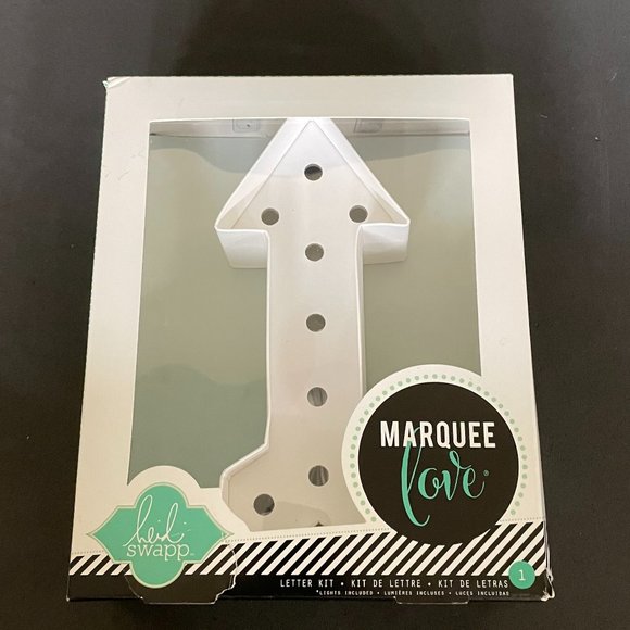 American Crafts Arrow Icon Kit NIB (Box Has Scuffs & Slight Tare From Storage) - Picture 4 of 4